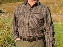 Load image into Gallery viewer, Greenland Shirt with Suede - Green